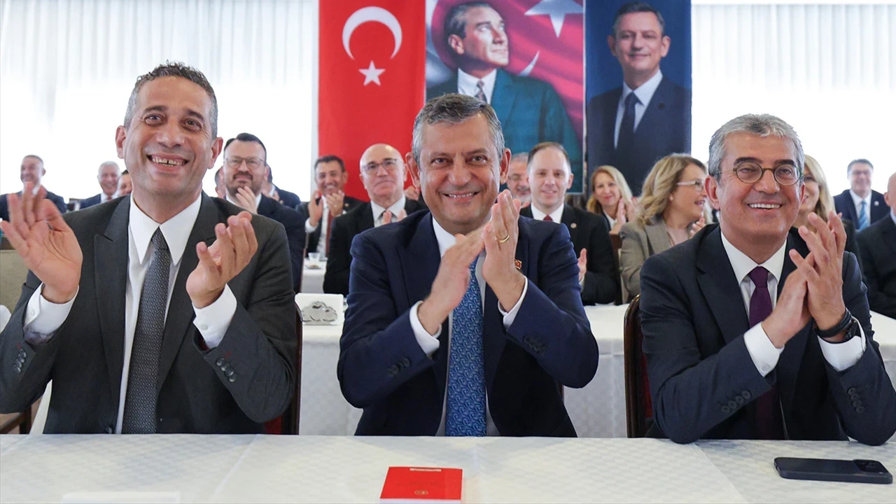 Özgür Özel’in A Takımı belli oldu YENİ Parti MYK’sinde kimler var?