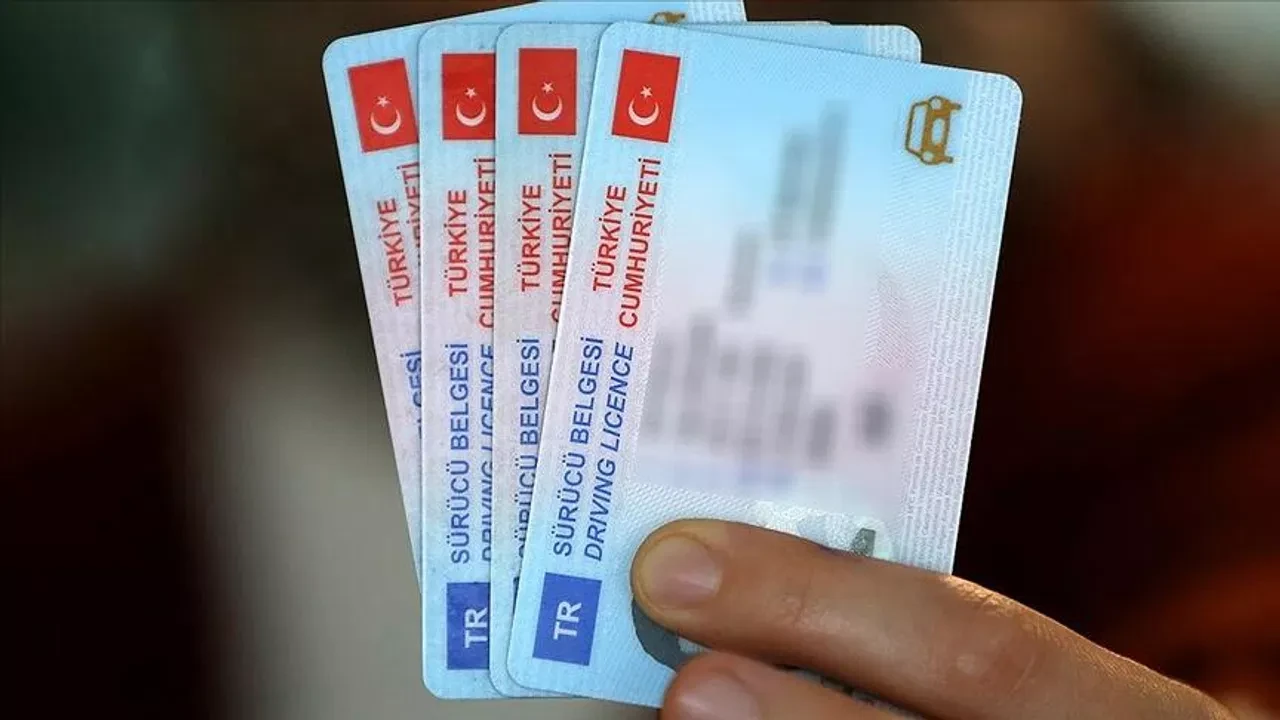Ehliyetler için yeni düzenleme yolda: Aday sürücülere yeni kurallar geliyor!