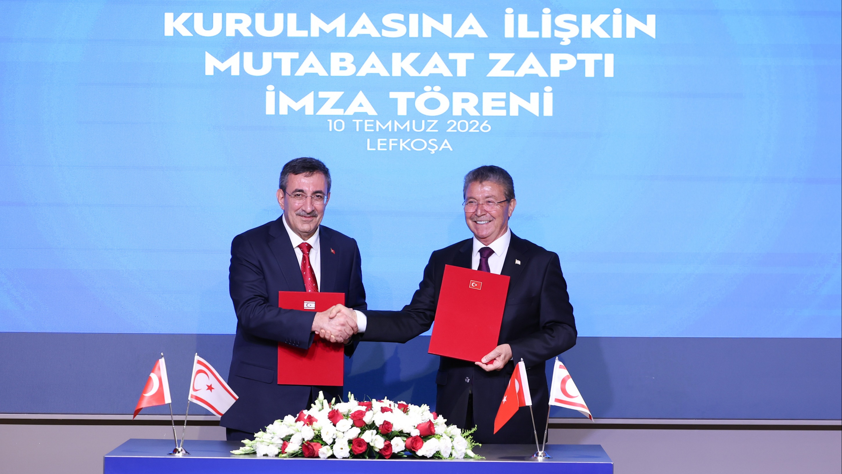 İmzalar atıldı. Türkiye ve KKTC arasında doğal gaz boru hattı inşa edilecek