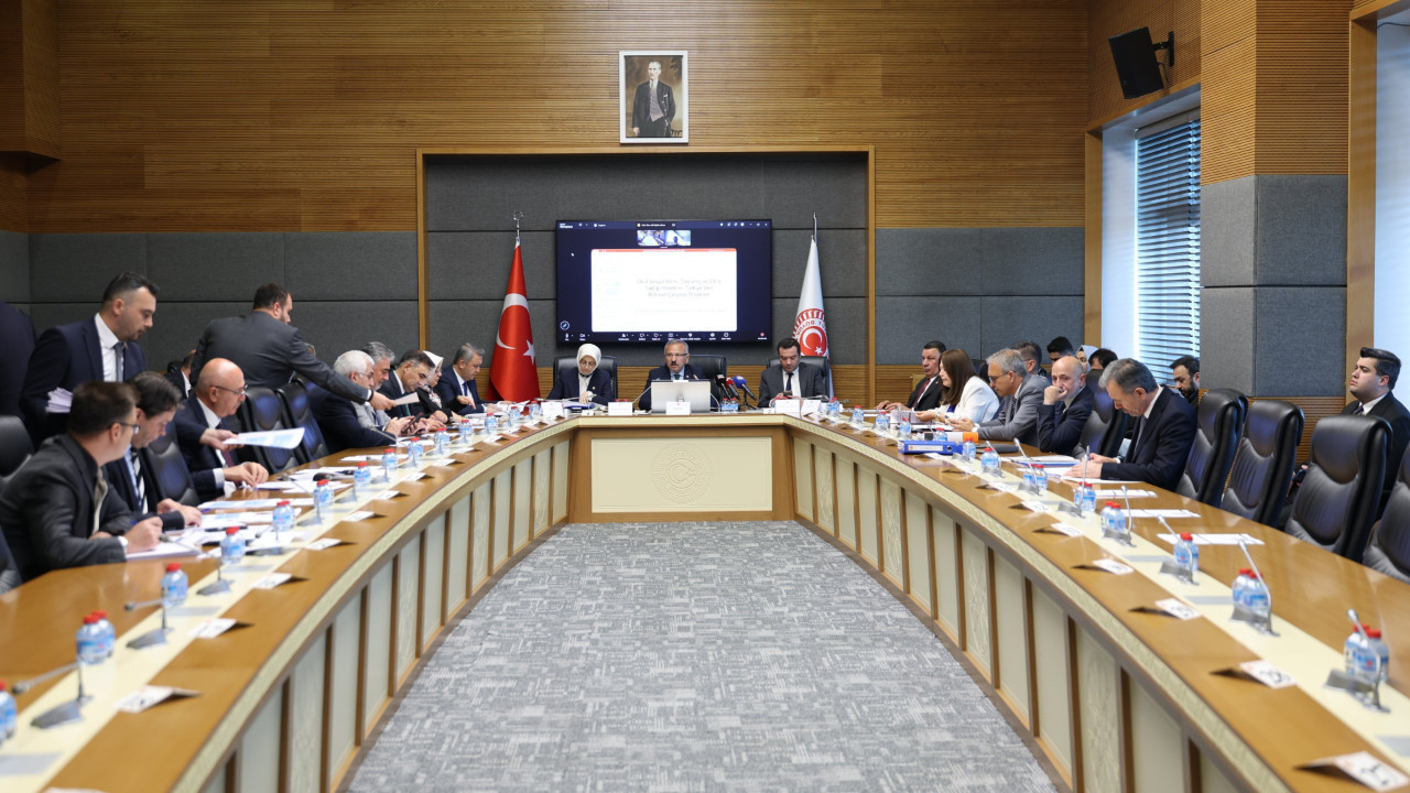 TBMM dijital riskleri araştırma komisyonu toplandı