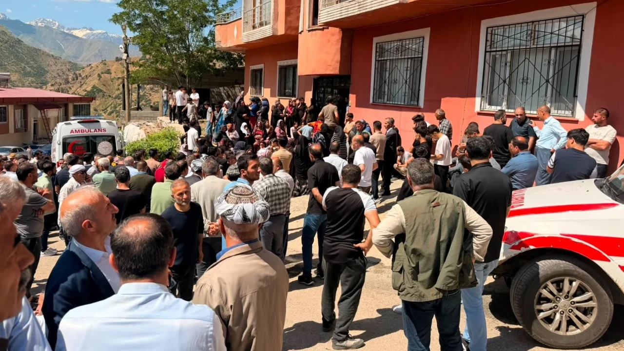 Hakkari'da aile faciası! Kayınpederinin evini bastı: 4 kişi hayatını kaybetti