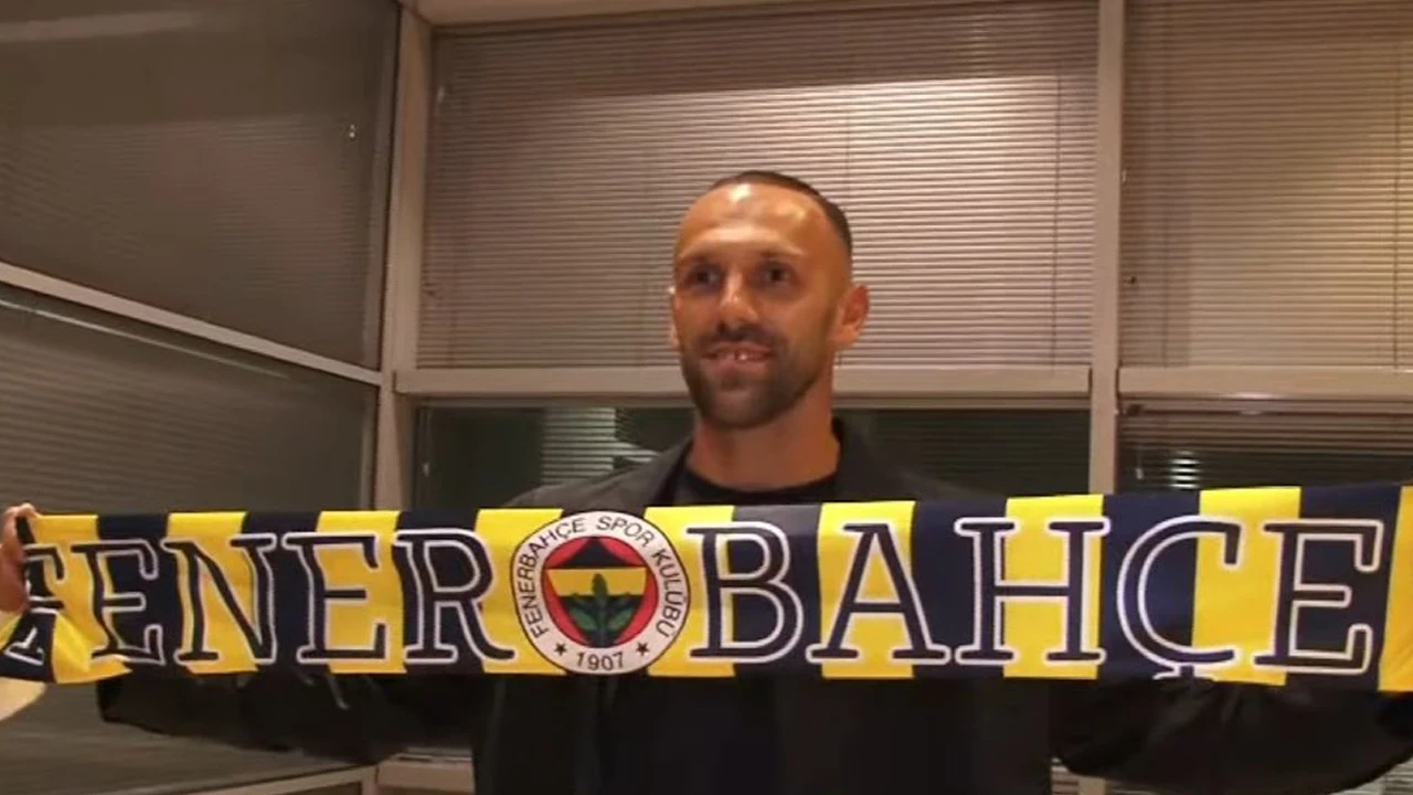 Fenerbahçe'nin anlaştığı Vedat Muriqi İstanbul'a geldi