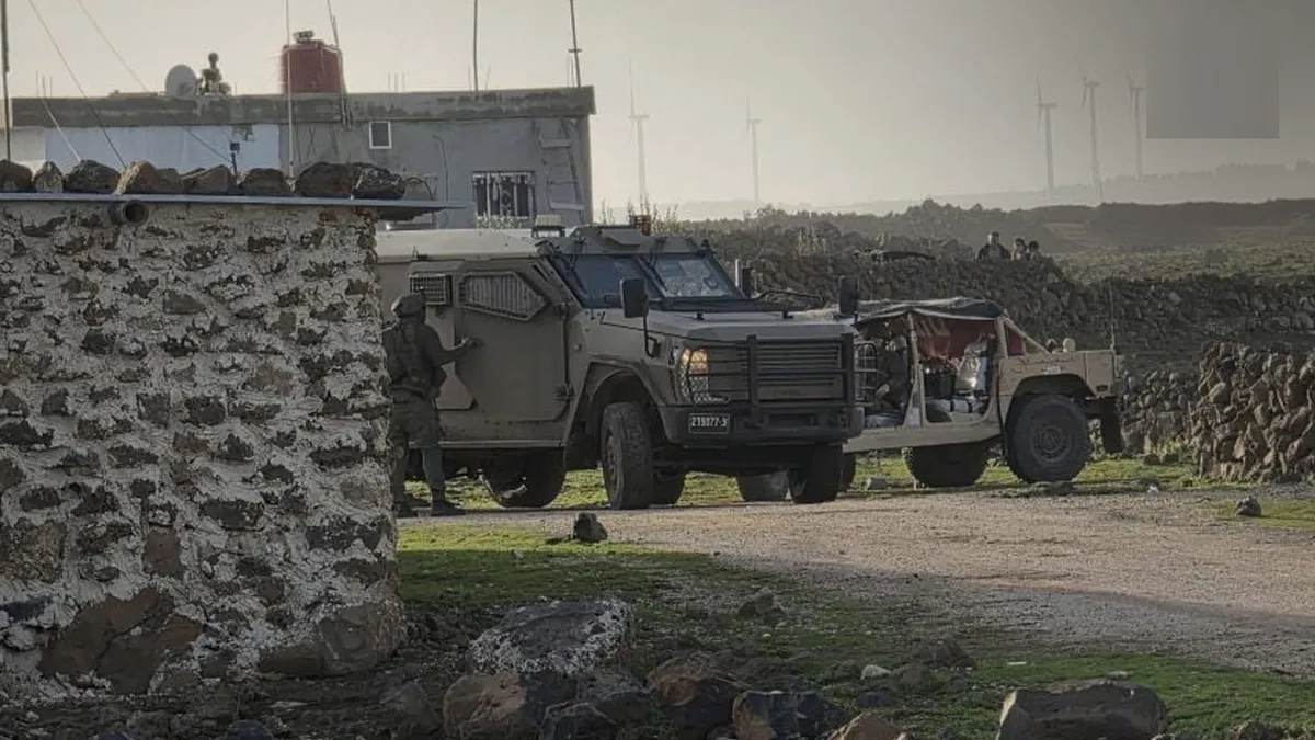 Katil İsrail ordusu Suriye Kuneytra'daki köylere girdi: 5 sivil alıkonuldu