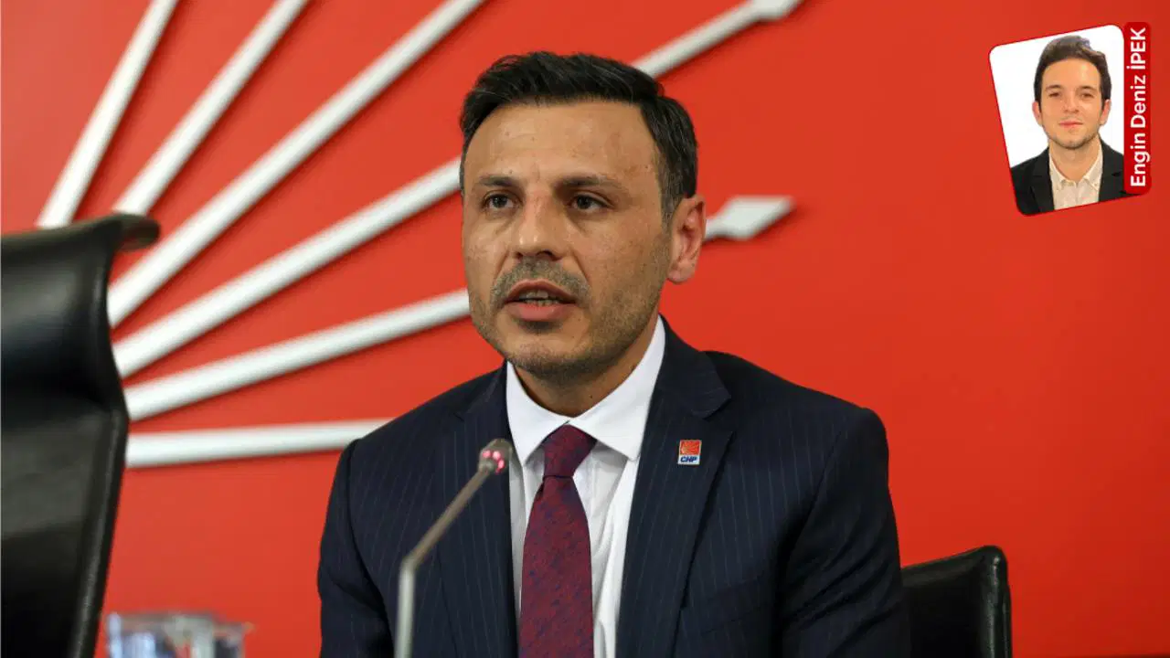 Cumhuriyet’e konuşan Özgür Çelik, İstanbul’daki rozet takma törenindeki olayları değerlendirdi: Kayyım garabeti görüldü