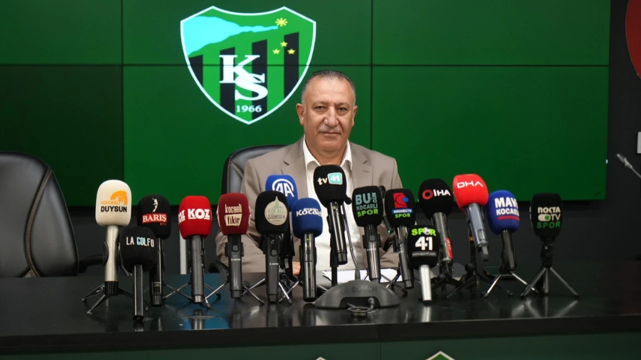 Kocaelispor'da 3 ayrılık: Keita, Nonge ve Churlinov gönderiliyor