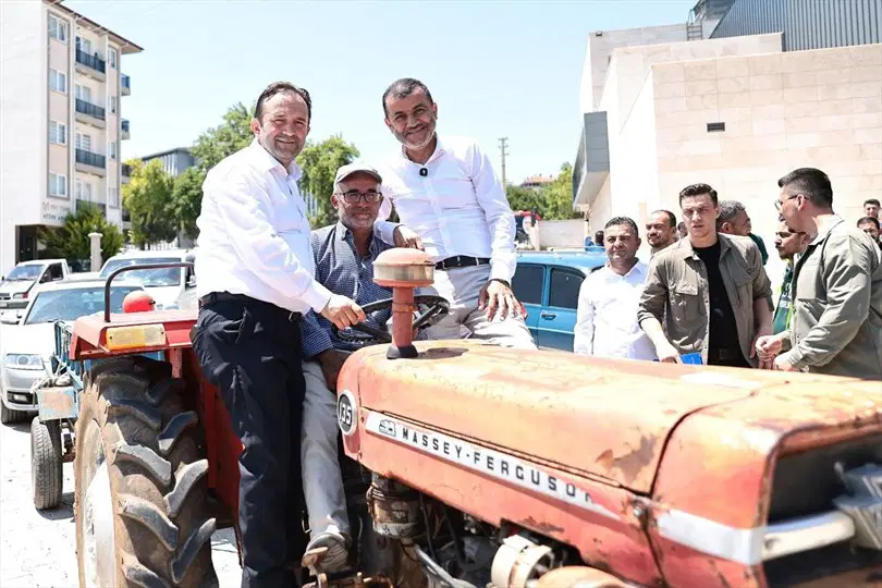 Denizli Büyükşehir’in yem dağıtımında ikinci hafta başladı