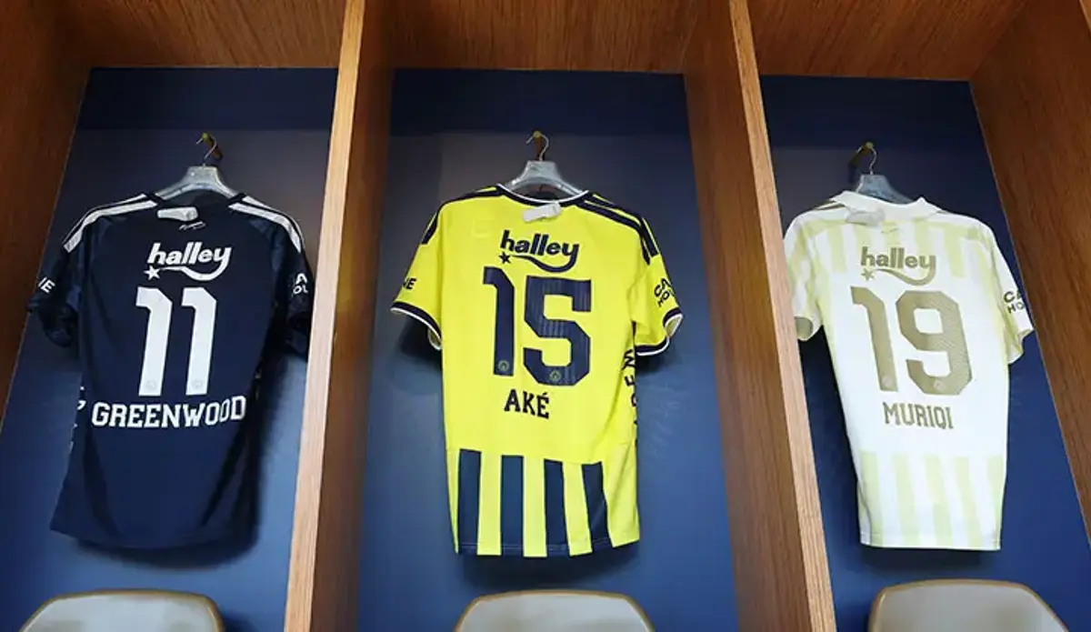 Fenerbahçe'de yeni transferlerin forma numaraları belli oldu! Greenwood, Ake, Muriqi…