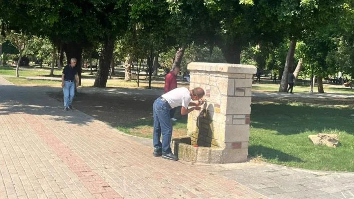 Adanalılar isyan etti: Şehir olduğu gibi yanıyor! Yerde beton yok, lav var