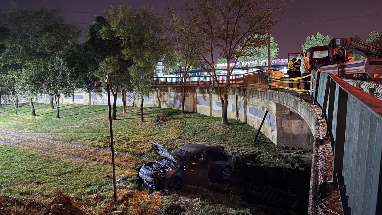Navigasyon yanlış yolu gösterdi, dereye uçtu