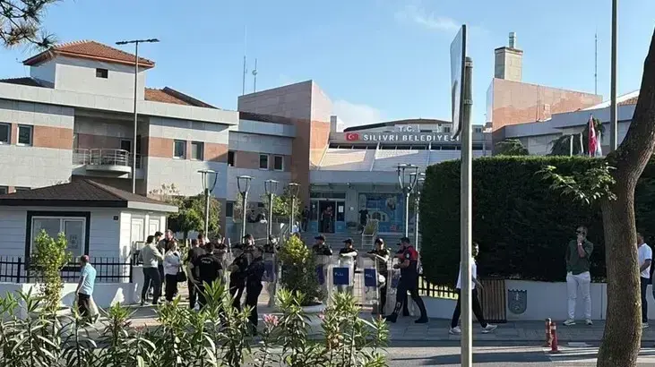 Silivri Belediyesine usulsüzlük soruşturması! 10 kişi tutuklandı