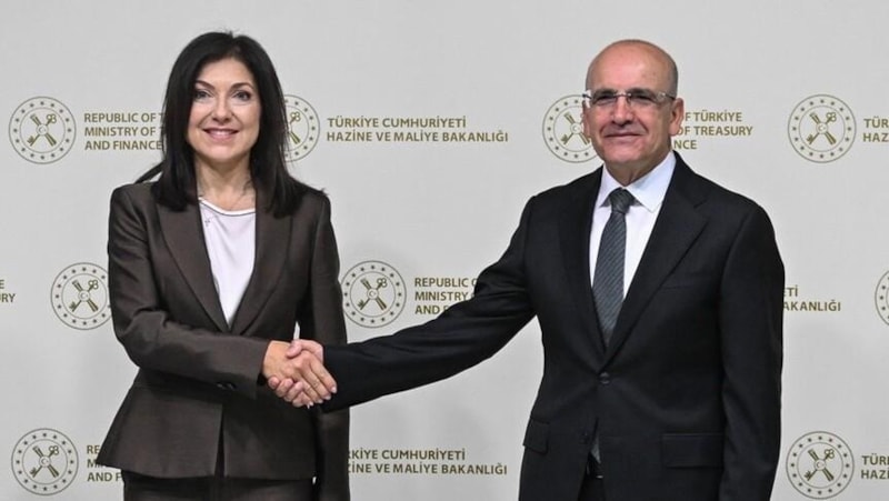 Bakan Şimşek'ten kritik temas