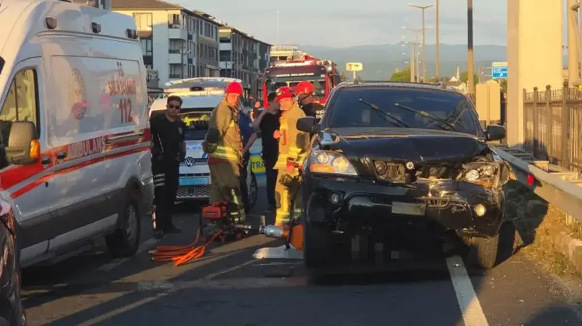 Düzce’de meydana gelen zincirleme kazada 1 kişi hayatını kaybetti, 1 kişi yaralandı
