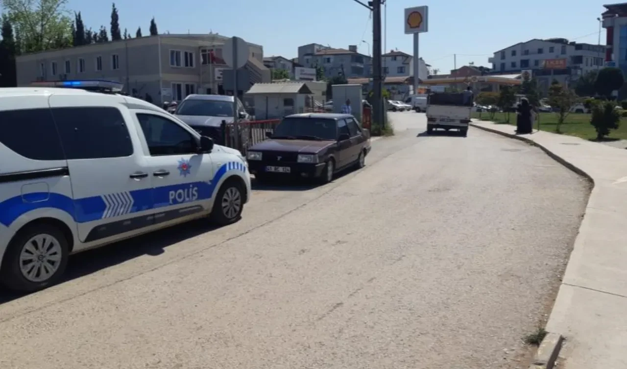 Hastane önünde dehşet! Kavga ettiği kadını bıçakladı
