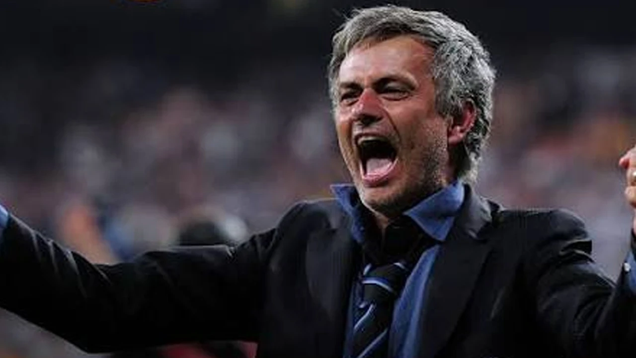 Futbol dünyasının en ikonik figürlerinden biri ekranlara taşınıyor: Jose Mourinho'nun hayatı üç bölümlük dev belgeselle Netflix'e geliyor