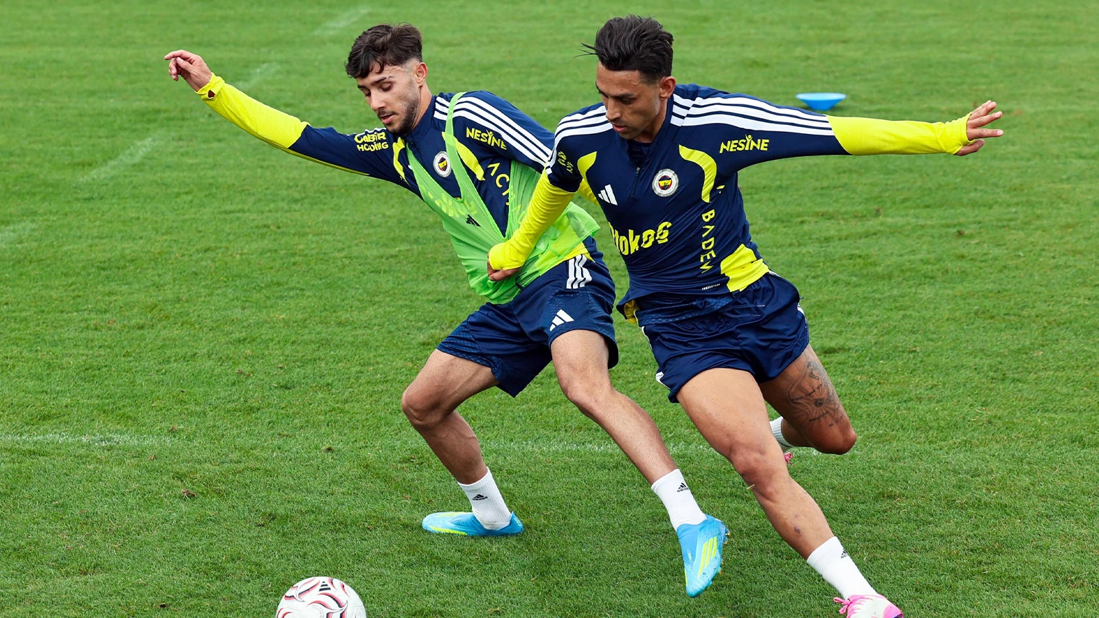 Fenerbahçe, Avusturya kampındaki ilk antrenmanını yaptı