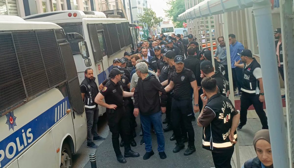 Büyükçekmece Belediyesi yolsuzluk davasında ilk duruşma