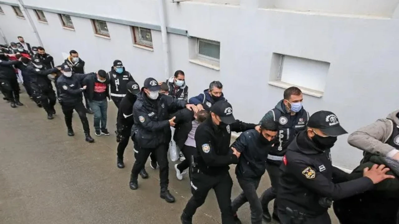 Diyarbakır'da aranan 124 kişi yakalandı