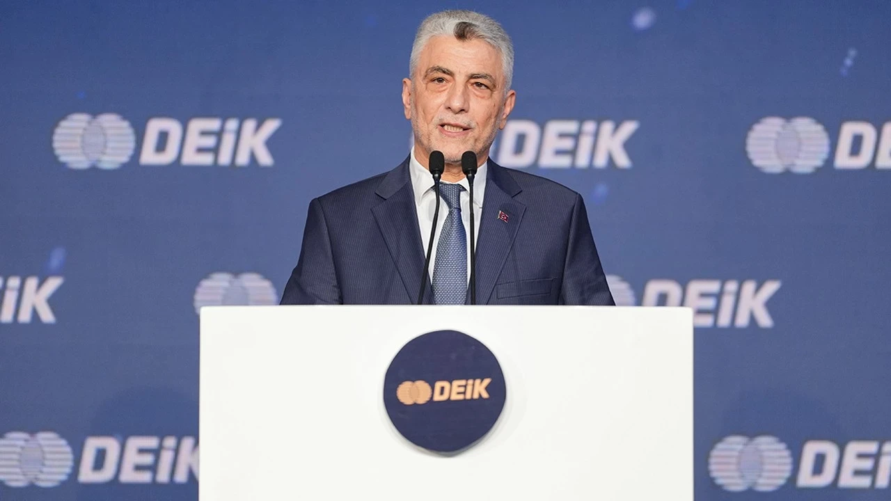 Bakan Bolat açıkladı: Cumhuriyet tarihinin günlük ihracat rekoru kırıldı