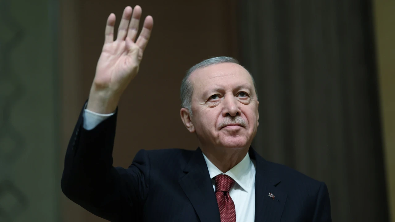 AK Parti kulislerinden sızdı! Erdoğan'ın erken seçim planı hazır, 5 bakanın üstünü çiziyor