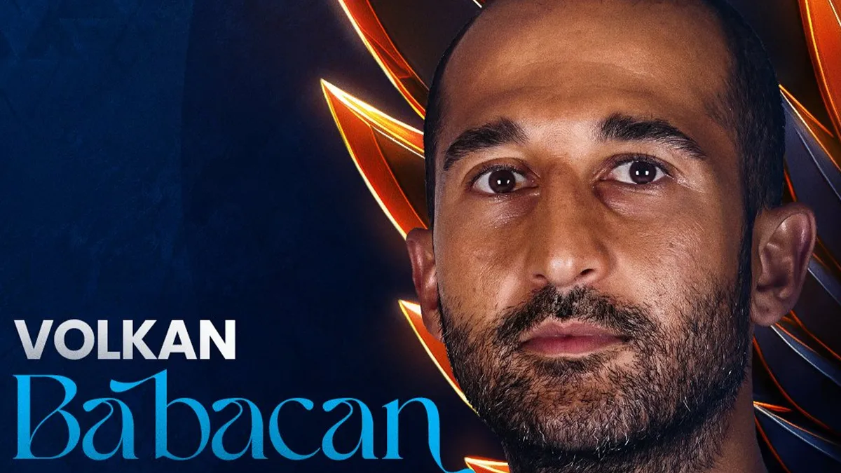 Başakşehir, Volkan Babacan ile uzattı!