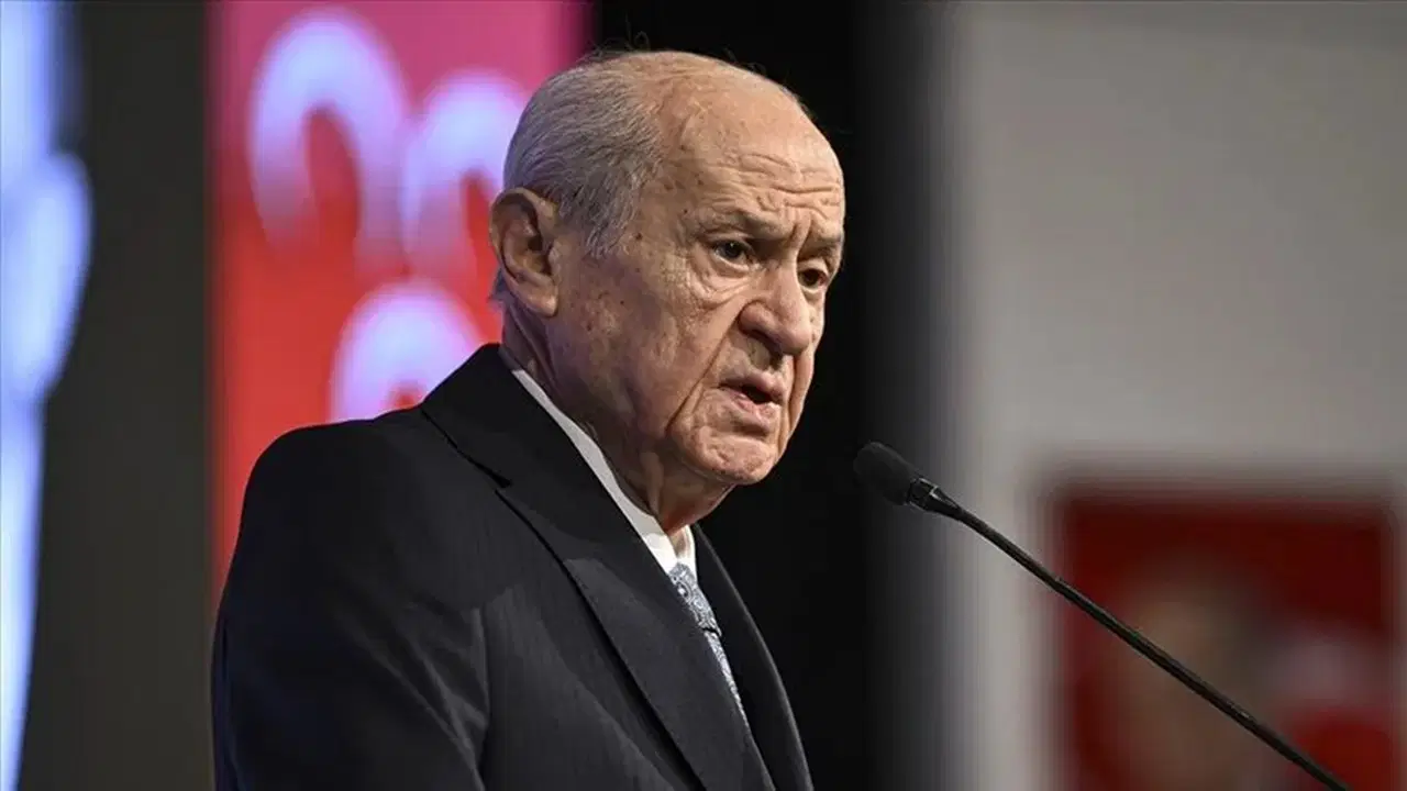 Bahçeli'nin MHP liderliğinin 30'uncu yılı: 'Üstlendiği misyonu büyük bir sadakatle omuzlamıştır'