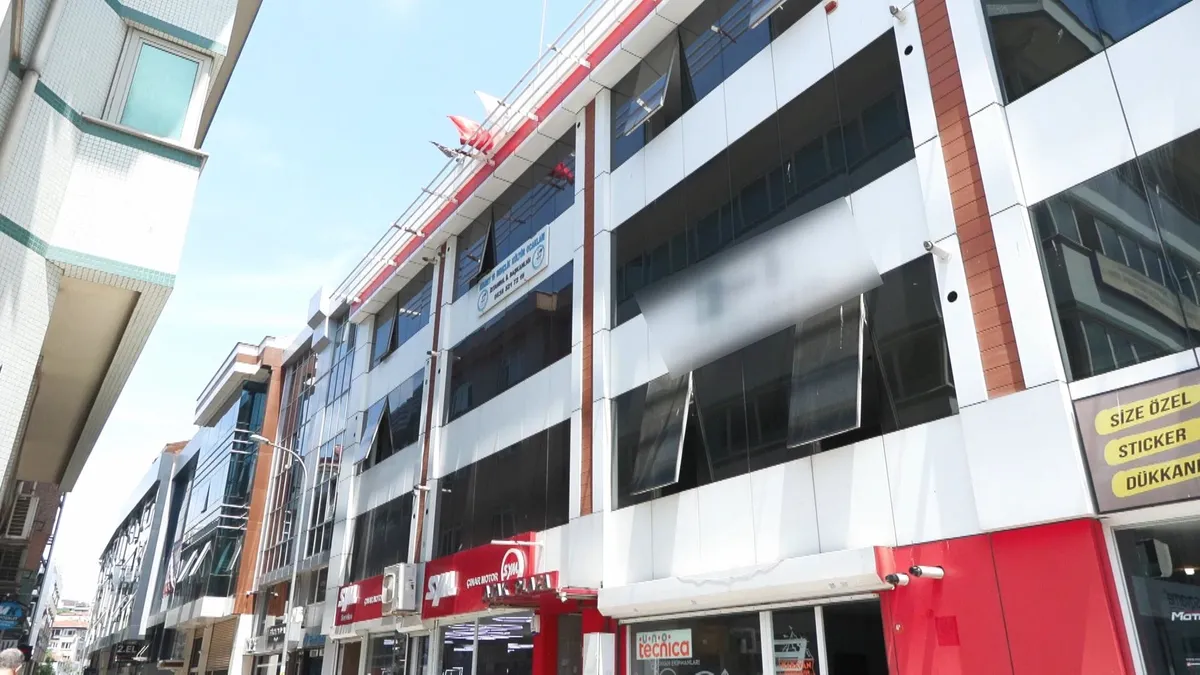 'İş garantili güvenlik sertifikası' vaadiyle dolandırıcılık iddiası: Yıllar sonra icralık oldular