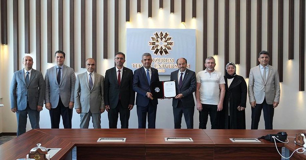 Erzurum Lisesi'nin tarihi yazılacak