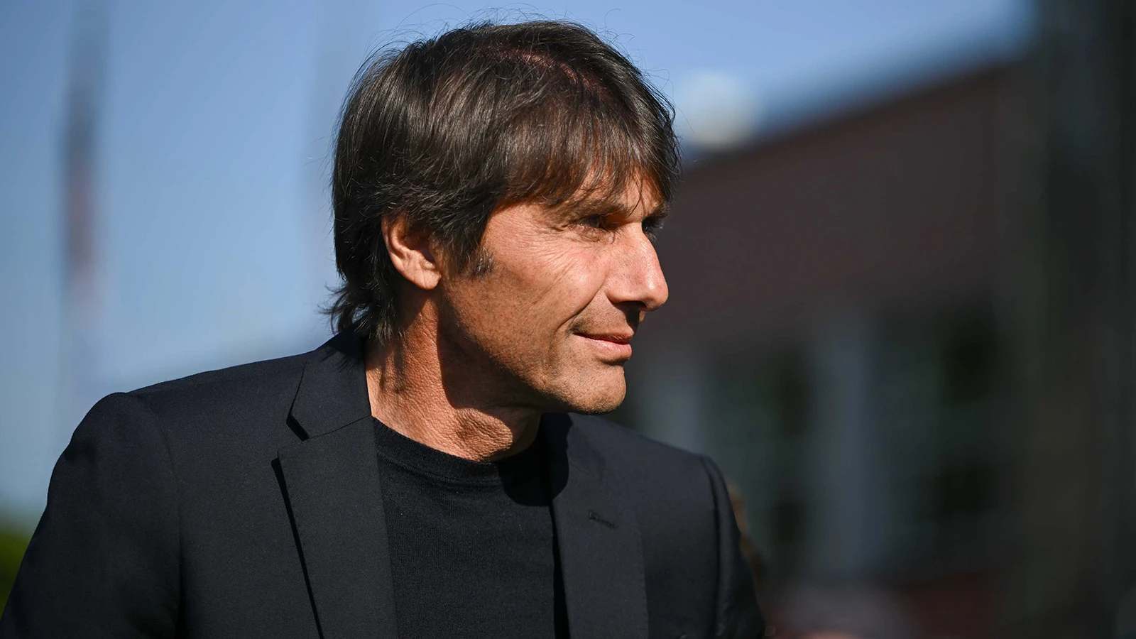 Napoli, Antonio Conte'nin ayrılığını resmen duyurdu: Hakan Safi ile görüşme yaptı