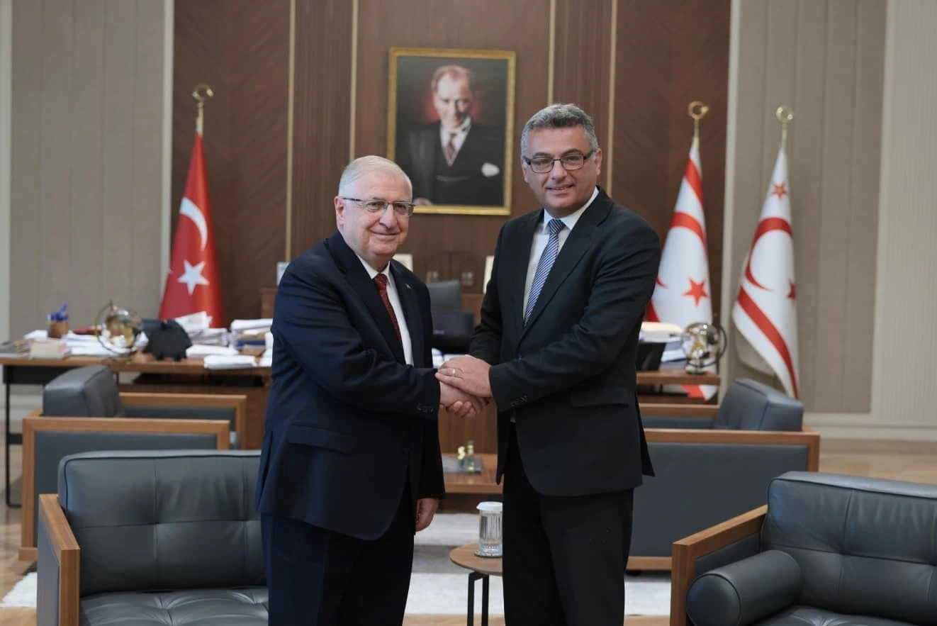 Milli Savunma Bakanı Yaşar Güler, KKTC'de