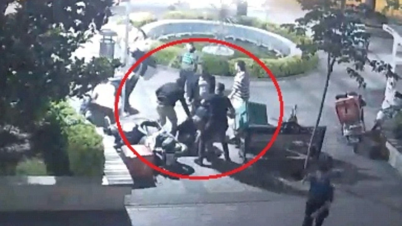 Bursa’da motokuryeler ile işverenler birbirine girdi