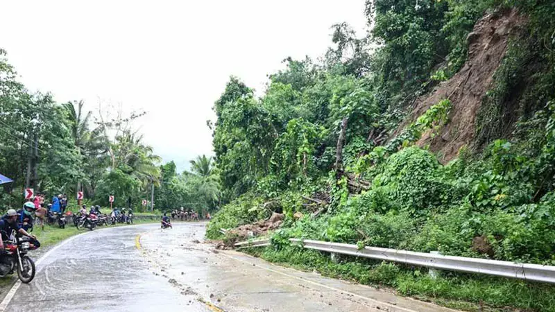 Filipinler'de 'Bavi Tayfunu' nedeniyle 17 kişi hayatını kaybetti