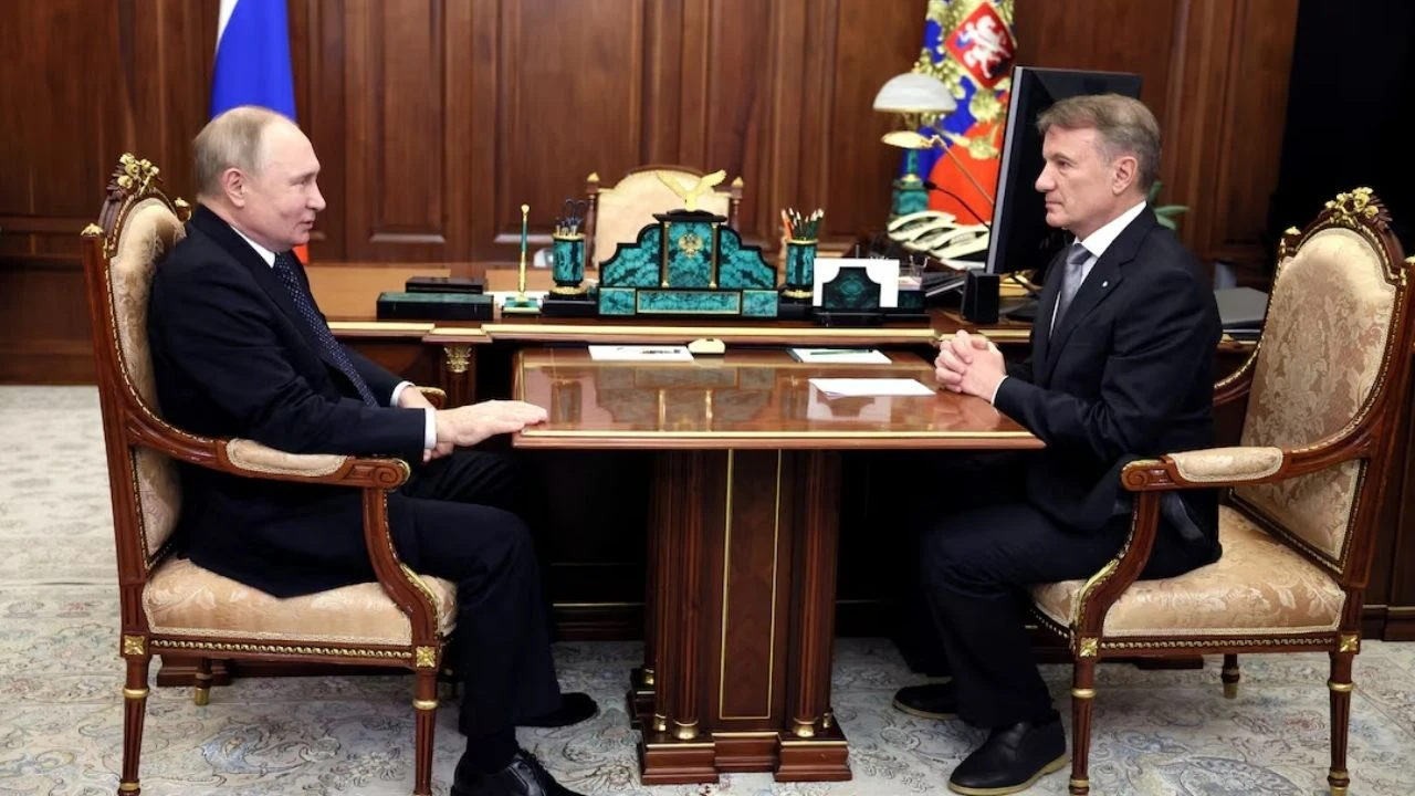 Rusya'nın en büyük bankacısı, Putin'e seslendi: Savaşı bitir, ekonomi çöküyor!
