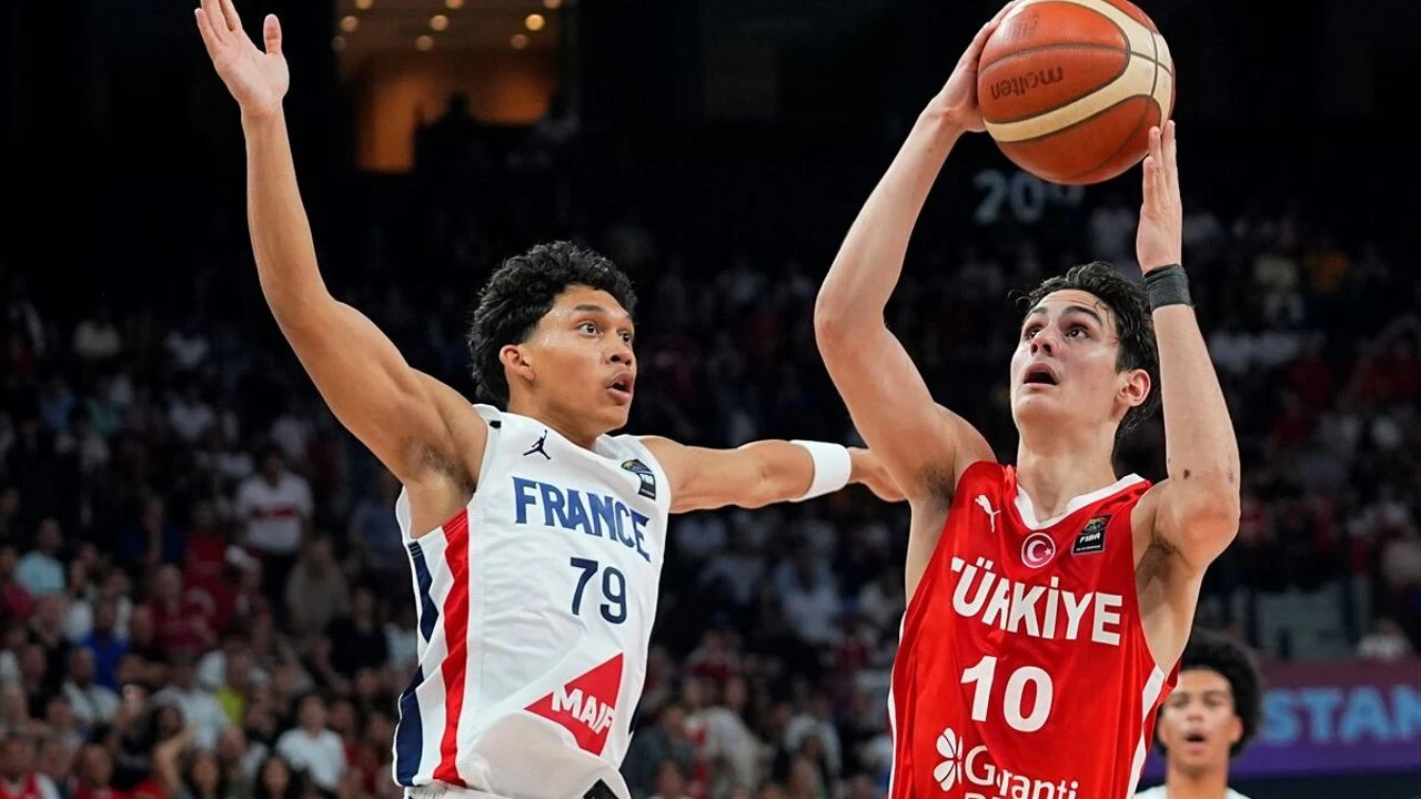 Fransa'yı deviren U17 Basketbol Milli Takımımız Dünya Kupası'nda yarı finalde