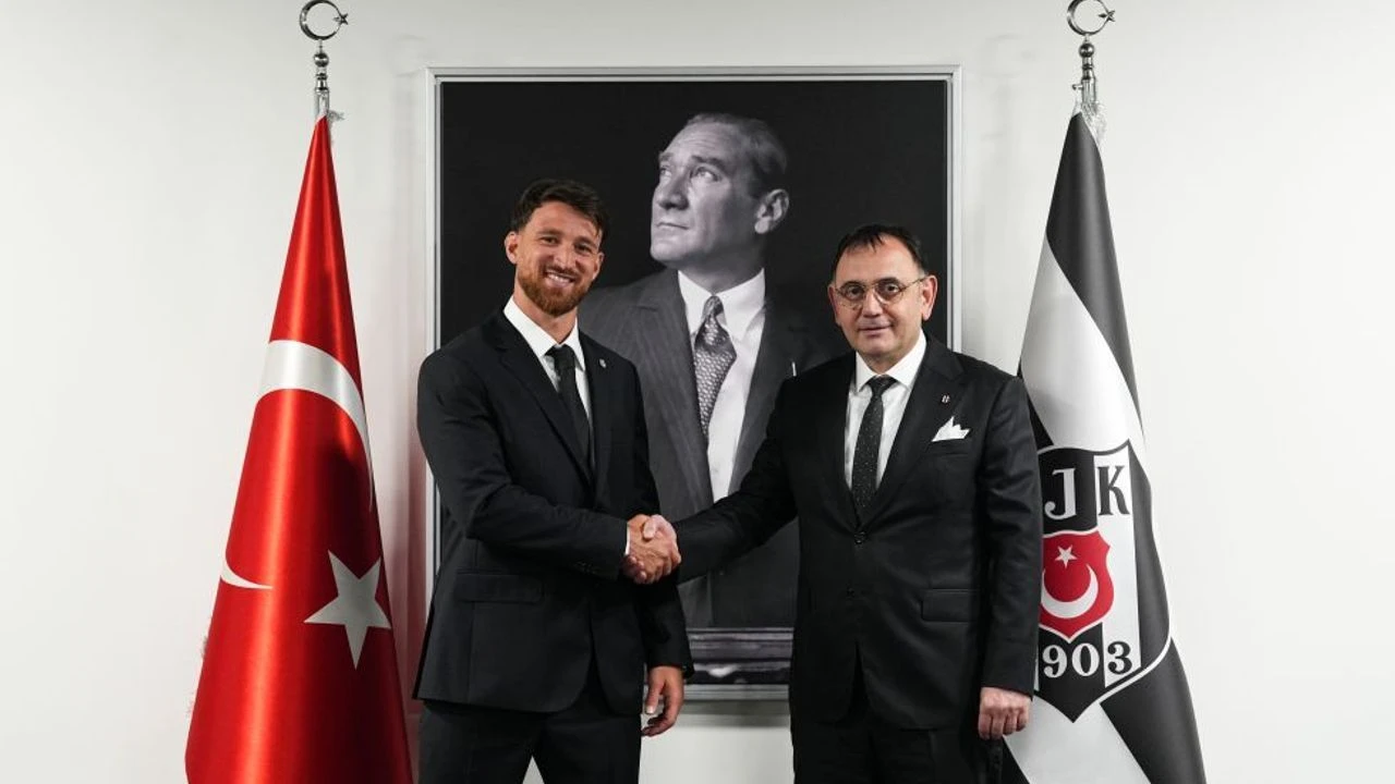 Salih Özcan resmi imzayı attı