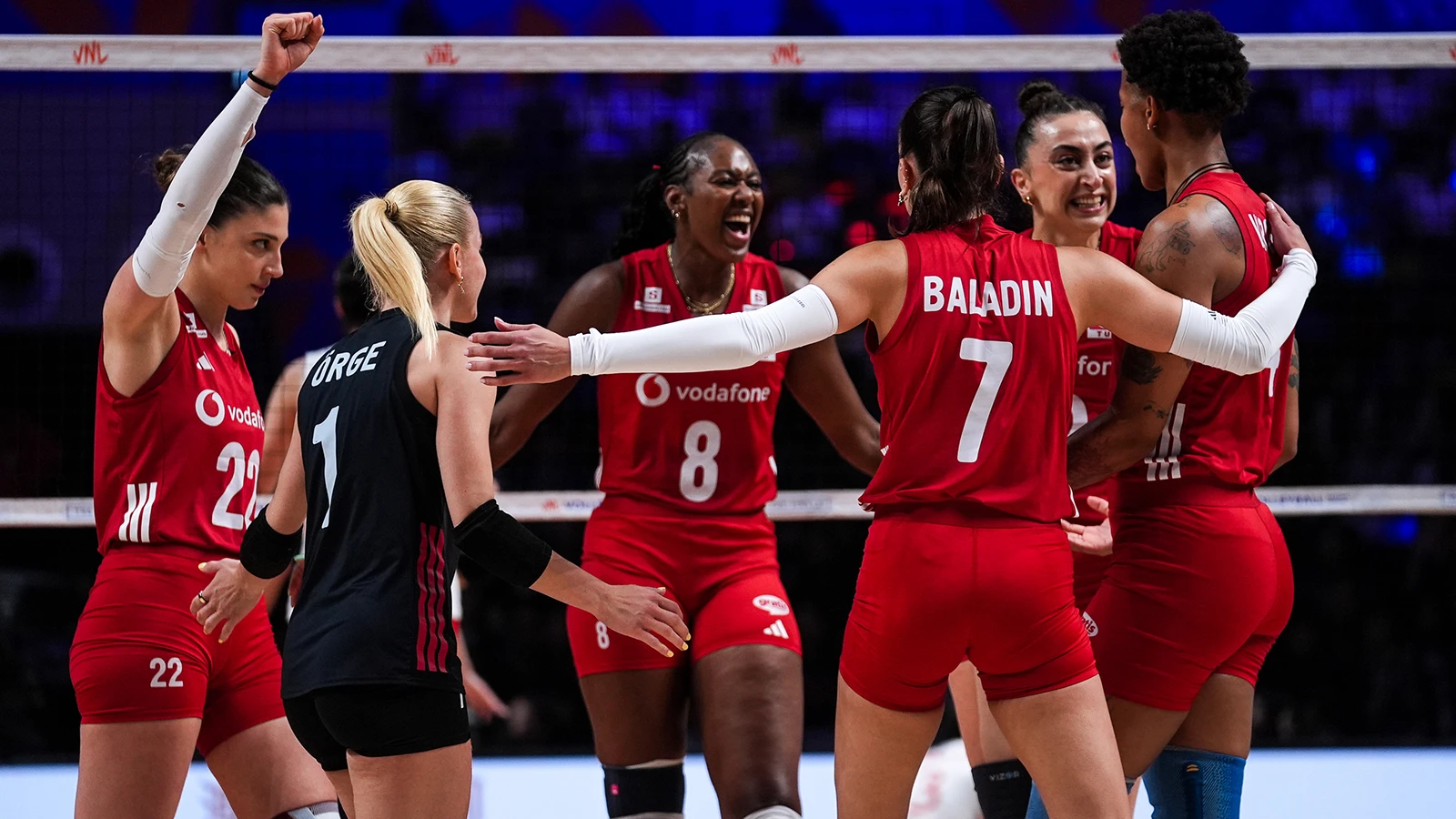 Filenin Sultanları final maçına çıkıyor: Türkiye-Brezilya maçı saat kaçta, hangi kanalda?
