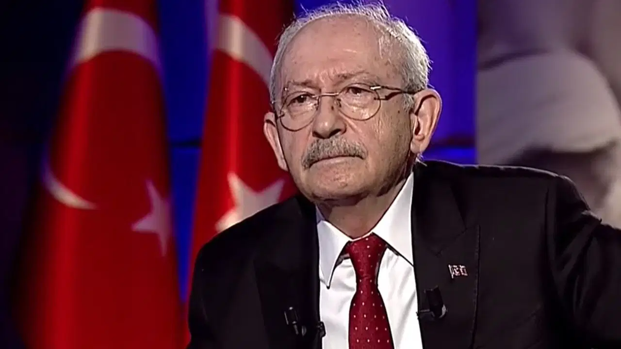 Kılıçdaroğlu, Zaman ve Bugün gazeteleriyle Samanyolu TV’ye yapılan operasyonları darbe sürecine benzetti