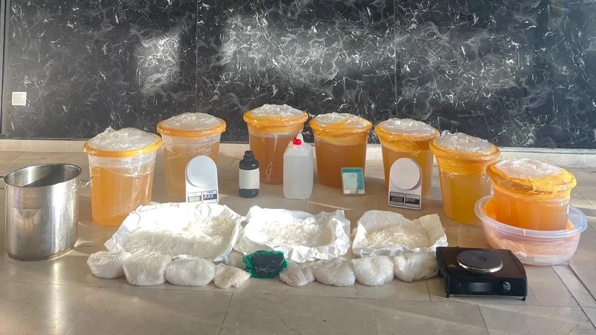 Küçükçekmece’de uyuşturucu operasyonu! 89 kilo madde ele geçirildi
