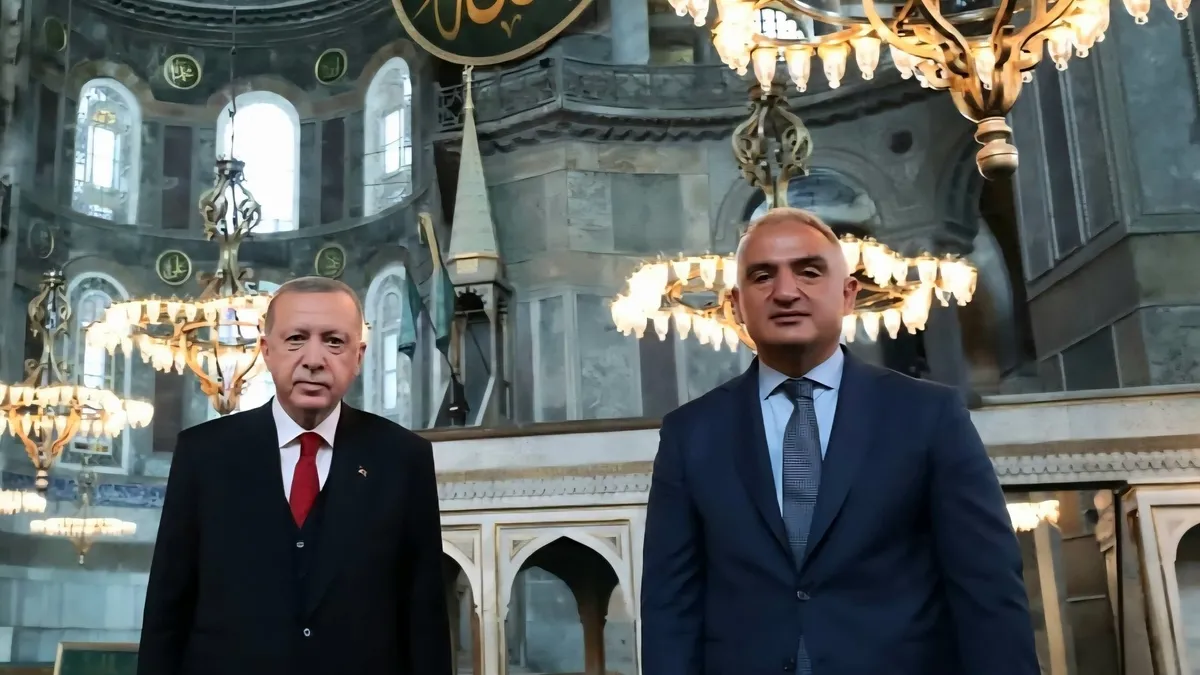 Bakan Ersoy'dan Ayasoyfa paylaşımı: "Kutlu emaneti geleceğe taşıyoruz"