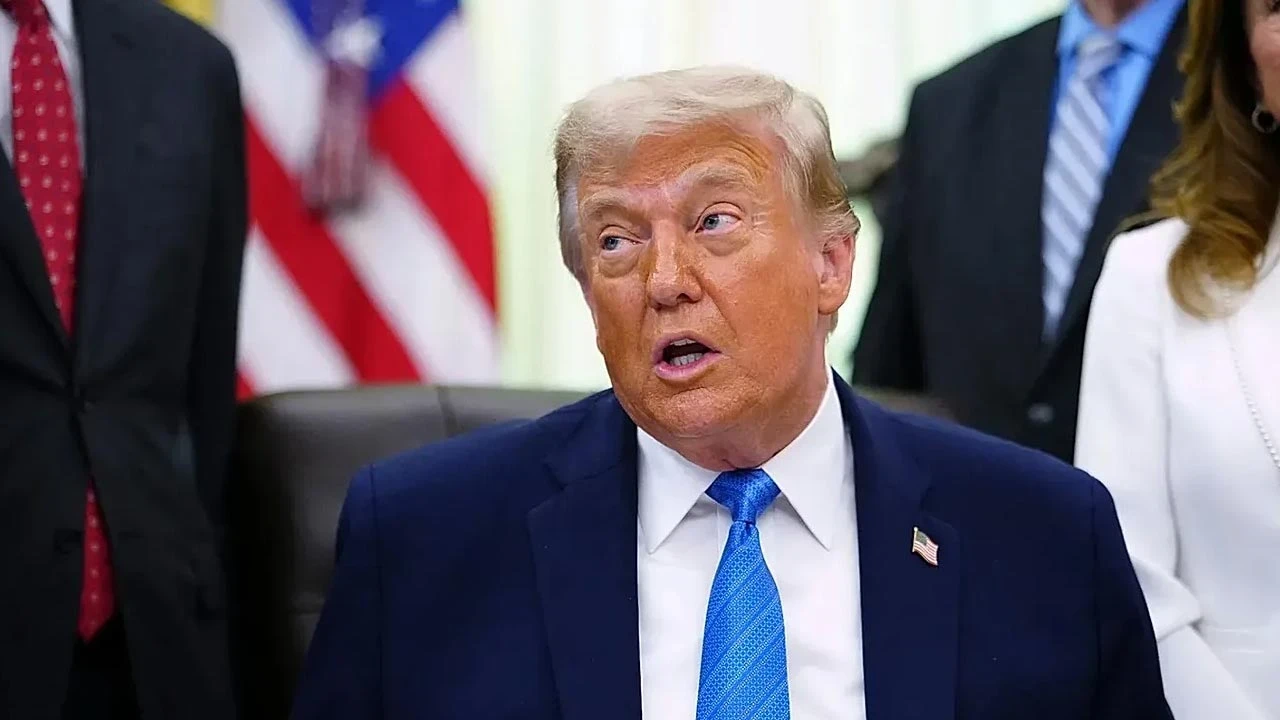 Trump, Hürmüz Ablukasını Kaldırdığını Açıkladı: İran Nükleer Denetimlere Onay Verdi