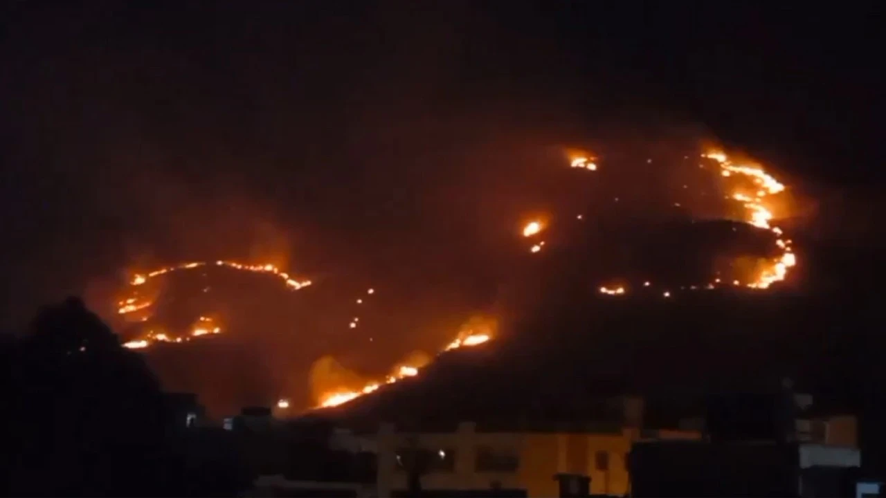 Orta Doğu'da gerilim tırmanıyor! İran'dan füzelerle dev misilleme: O ülkeler hedef alındı