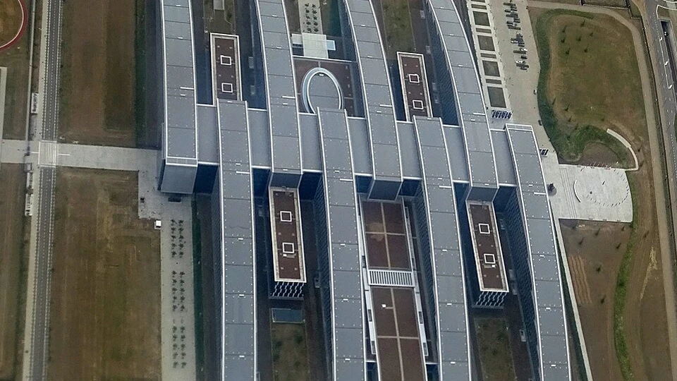 NATO Karargâhı Brüksel'de Birlik Mimarisini Yansıtıyor