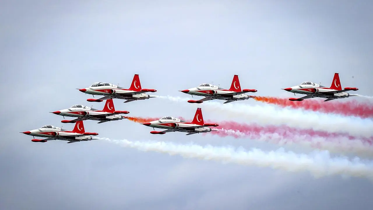Valilikten uyarı geldi! Başkent semalarında Türk Yıldızları gösterisi