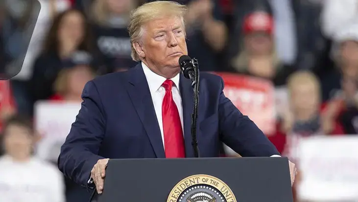 Hürmüz Boğazı'nda tansiyon tekrar yükseliyor! Trump: İran ateşkesi 'aptalca' ihlal etti