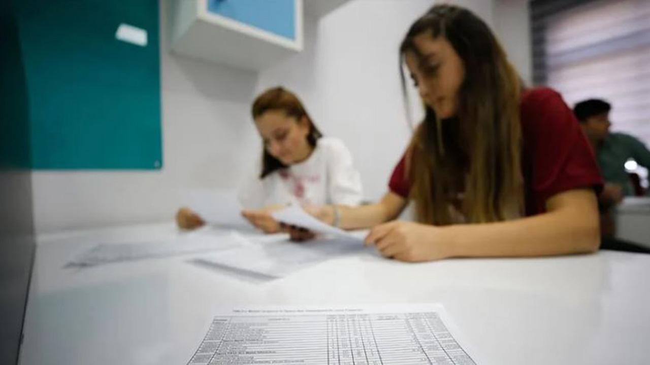 MEB'den LGS ve YKS adaylarına 30 binden fazla "tercih danışmanlığı" hizmeti