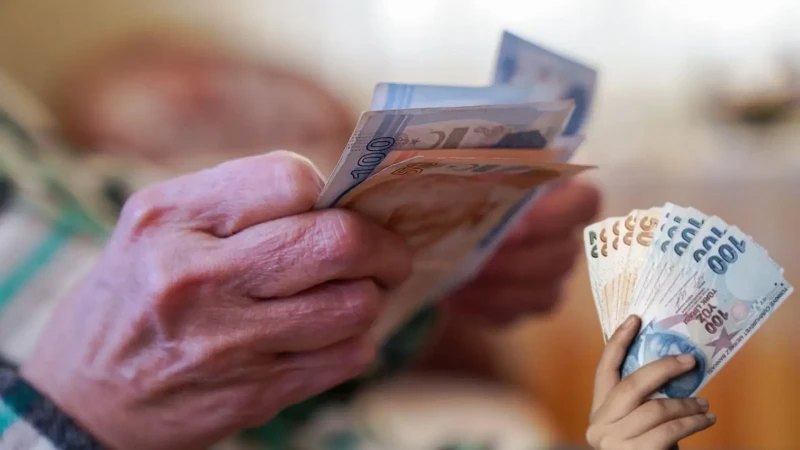 Erken emeklilikte kapsam genişledi: EYT'li şartı aranmadan 6 yıl erken emeklilik şansı yakalanacak