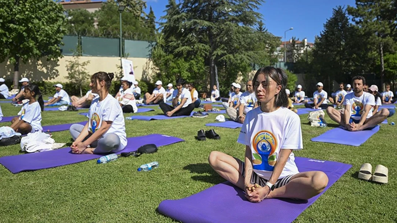 Uzmanlardan dikkat çeken açıklama: Yoga, stres ve anksiyeteyi azaltabiliyor
