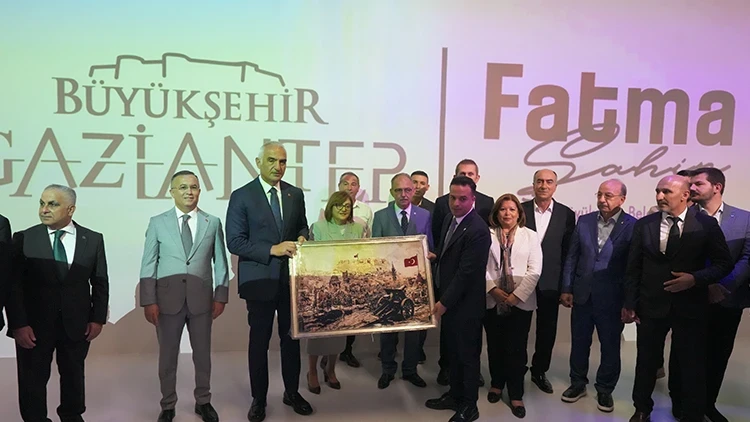 Gaziantep'e yeni kongre, kültür ve fuar merkezi için ilk adım atıldı! Bakan Ersoy'dan önemli mesajlar