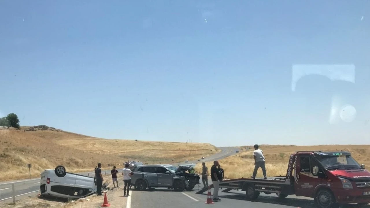 Devrilen araçta can pazarı: Diyarbakır'da 1 yaralının durumu ağır