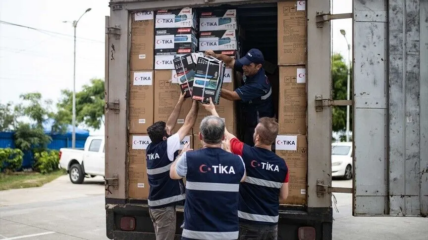 TİKA'dan depremin vurduğu Venezuela'ya 2 kamyon barınma ve temel yaşam malzemesi desteği