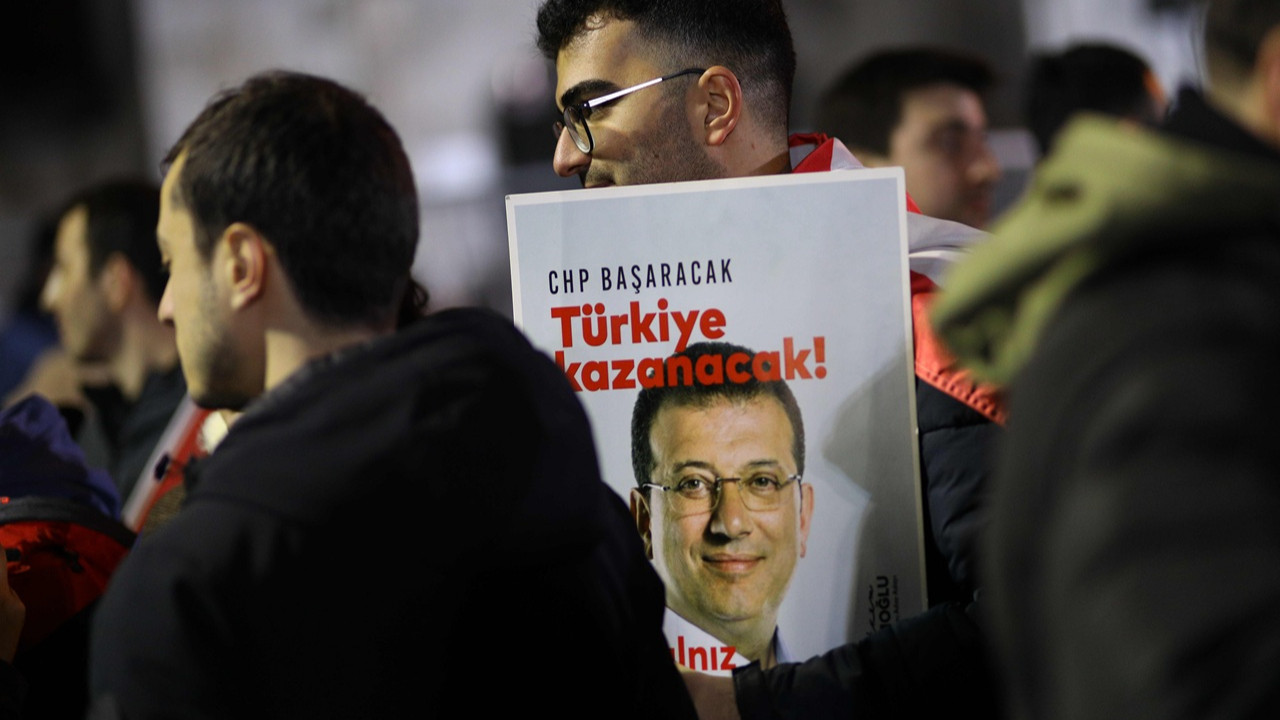 Ekrem İmamoğlu'nun Youtube kanalı ve Cumhurbaşkanlığı Aday Ofisi hesabına erişim engeli